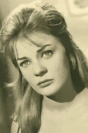 Nadia Lotfi
