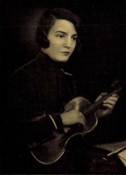 Ilona Fehér