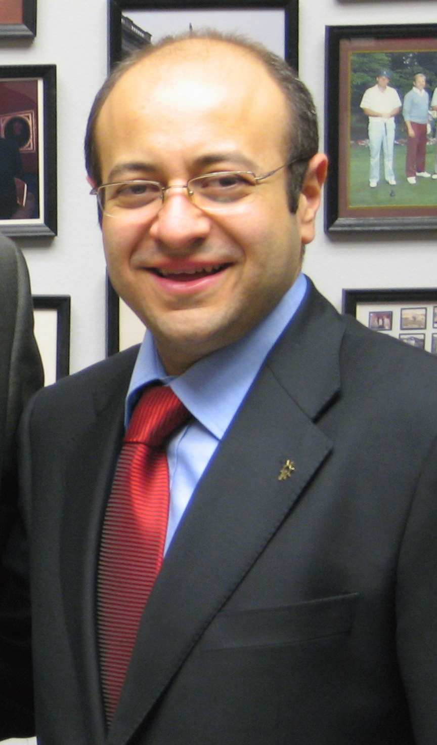 Egemen Bağış