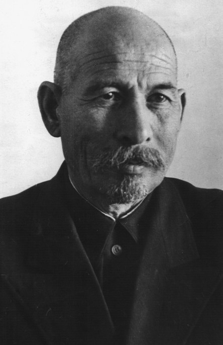 Yuldash Akhunbabaev