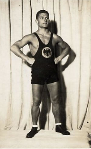 Jean Földeák