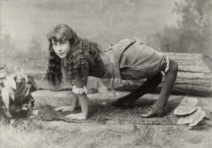 Ella Harper