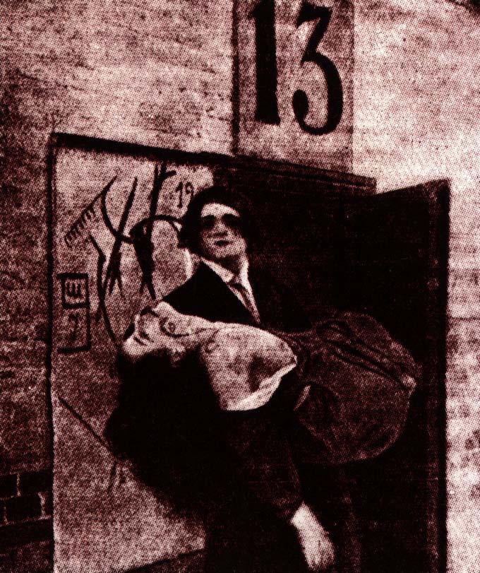 Drama in the Futurists' Cabaret No. 13