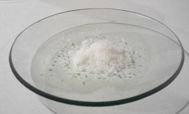 strontium chloride