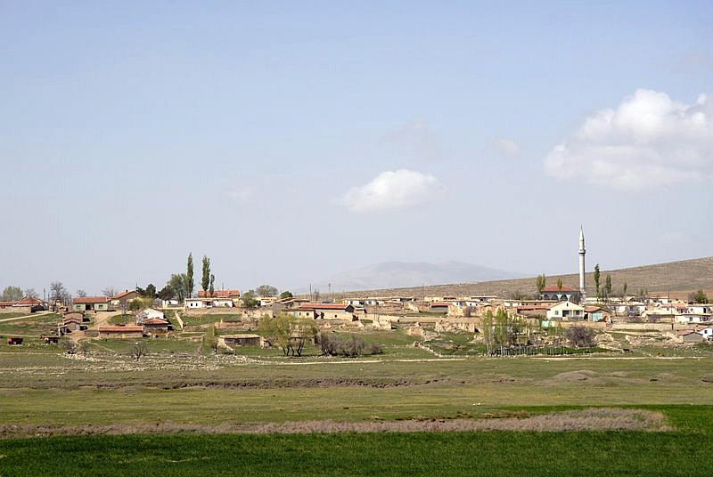 Yunak district