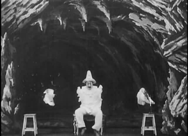 The Clown with the Portable Body