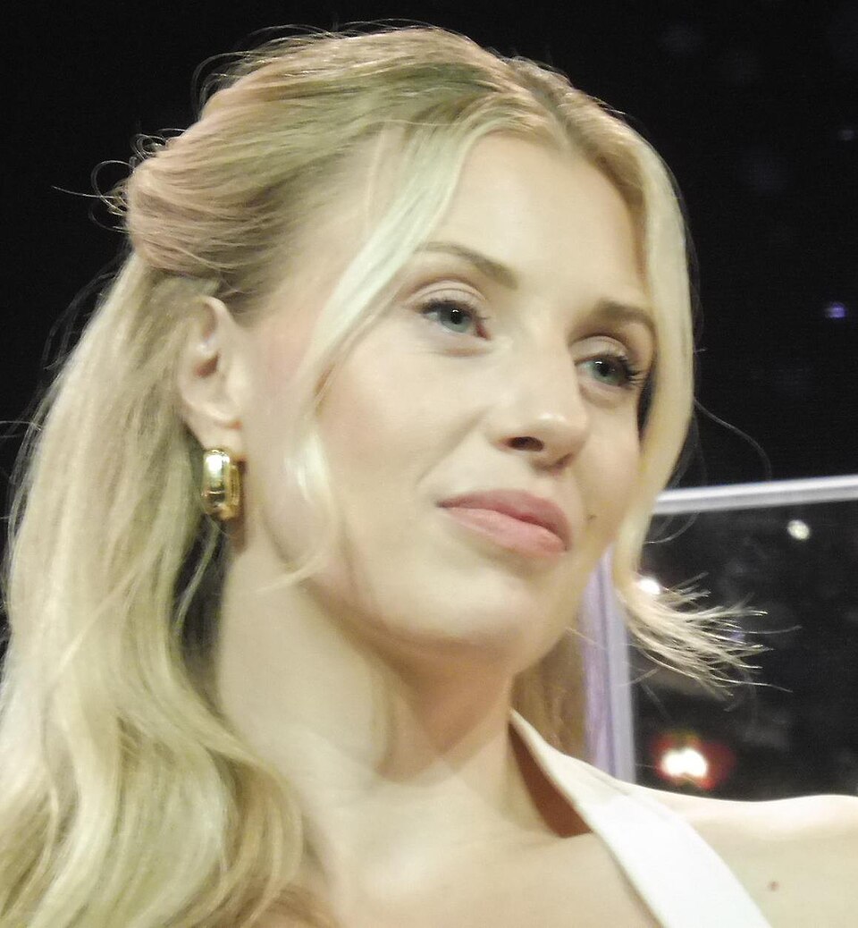 Celinde Schoenmaker