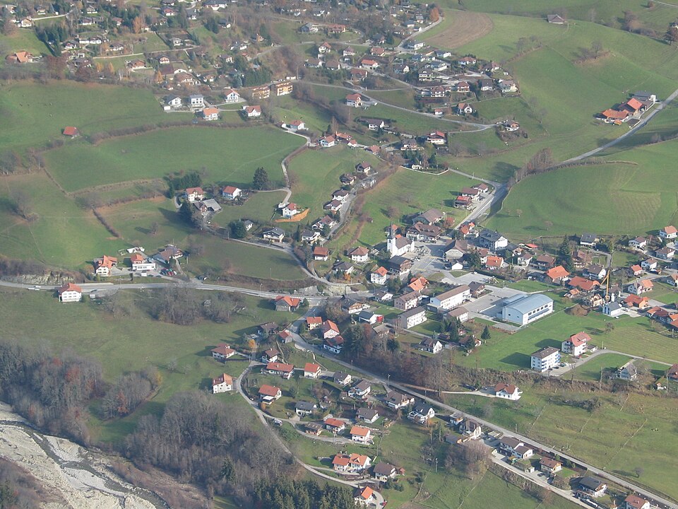 Plasselb