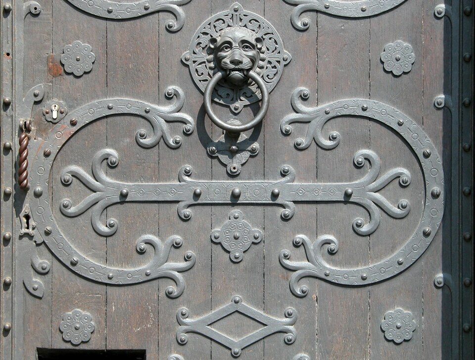 builders hardware