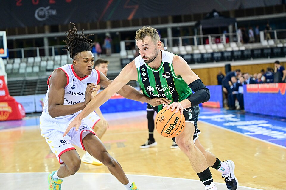 Sam Dekker