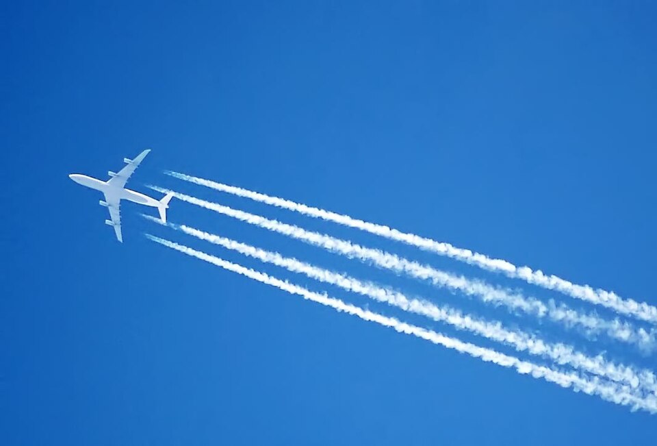 contrail