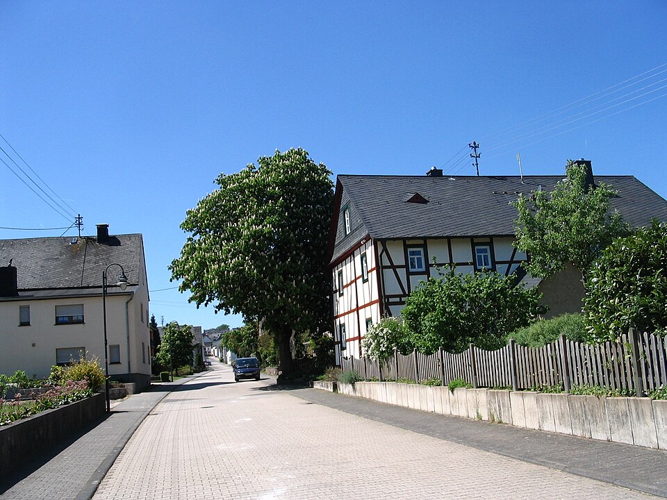 Macken