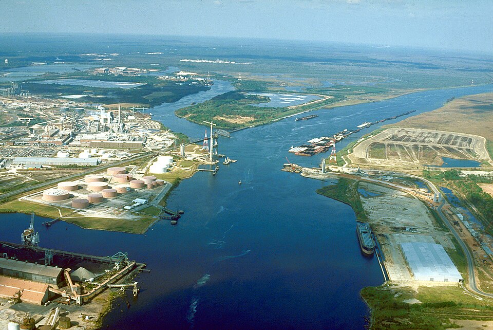 Mobile River