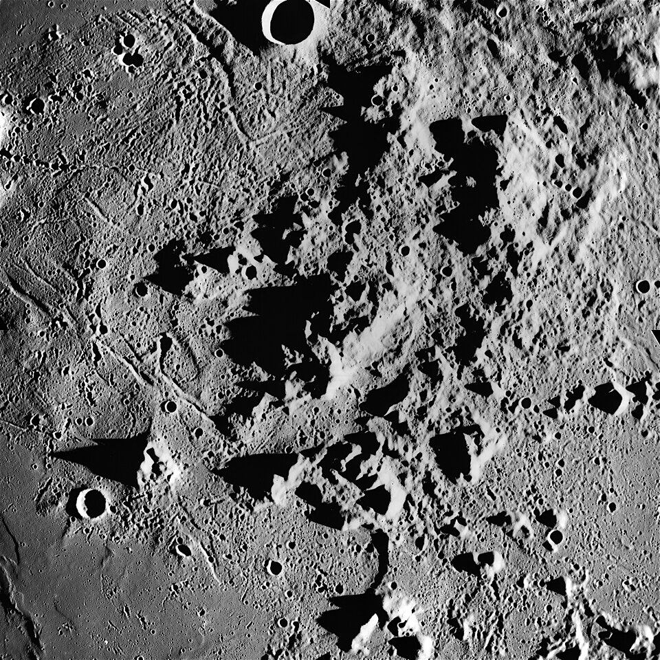 Montes Archimedes