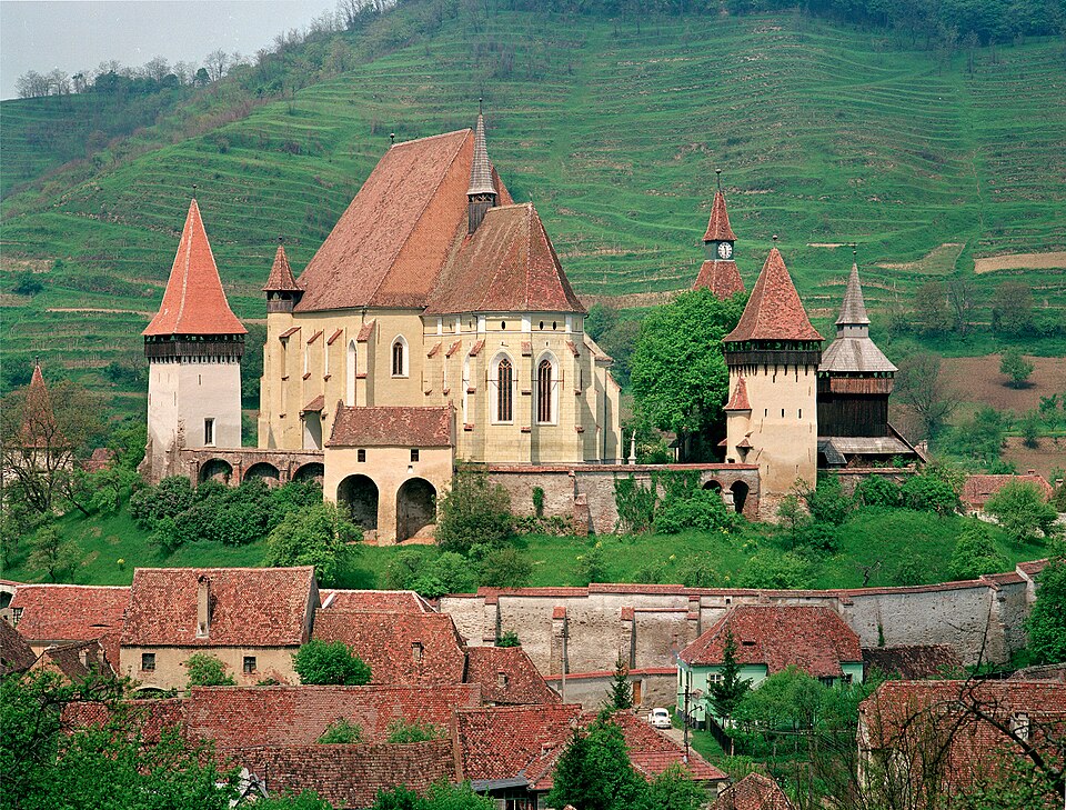 Villages with fortified churches in Transylvania