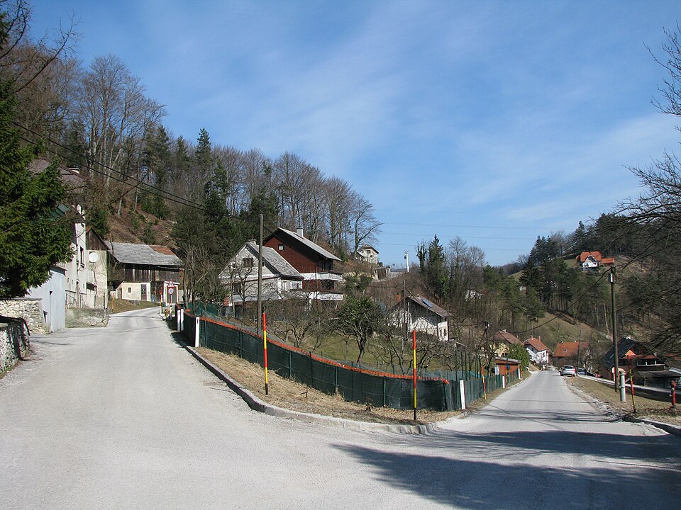 Ravenska Vas