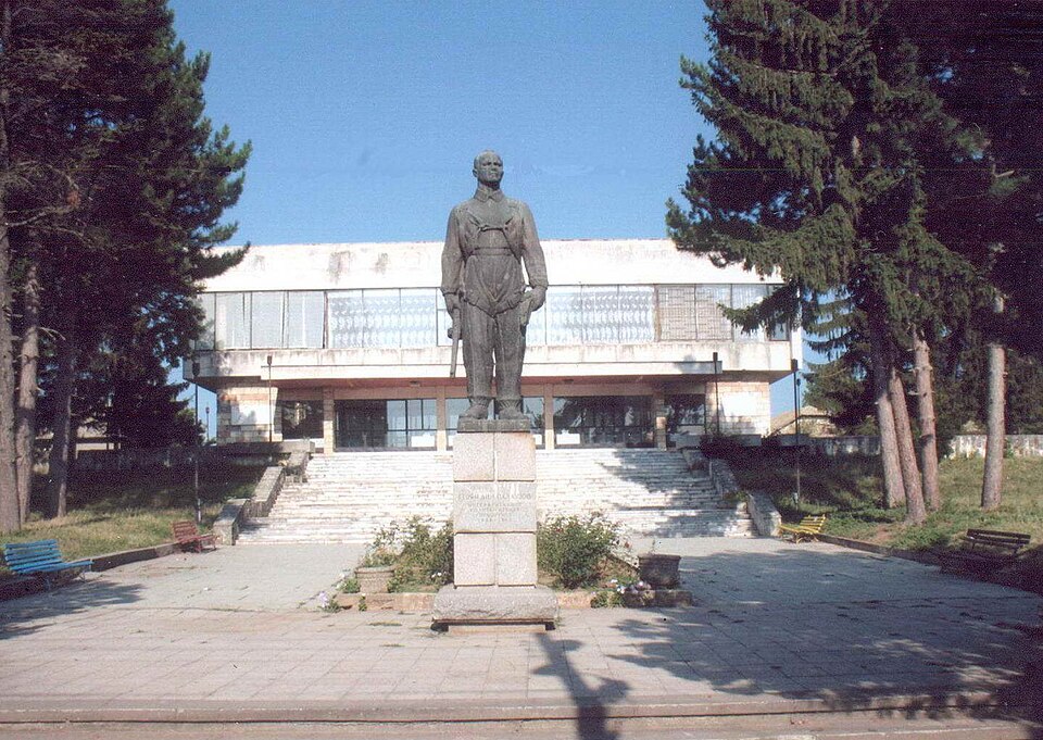 Svetlen