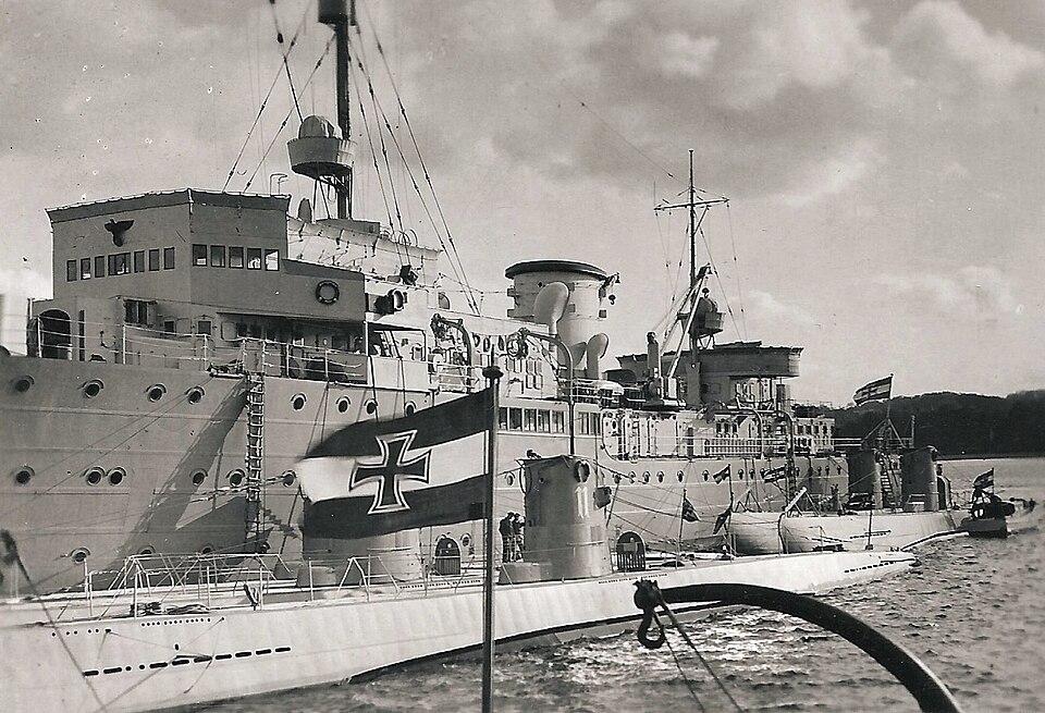 U-8