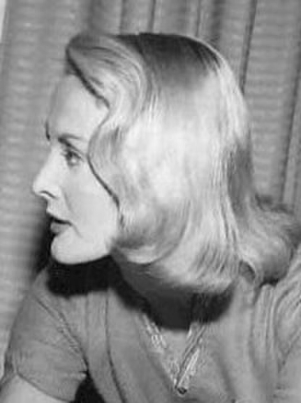 Eileen Ryan