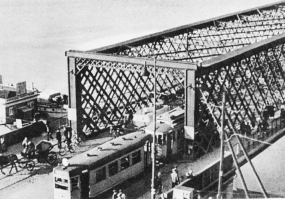 Kierbedzia Bridge