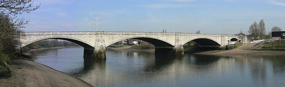 Chiswick Bridge