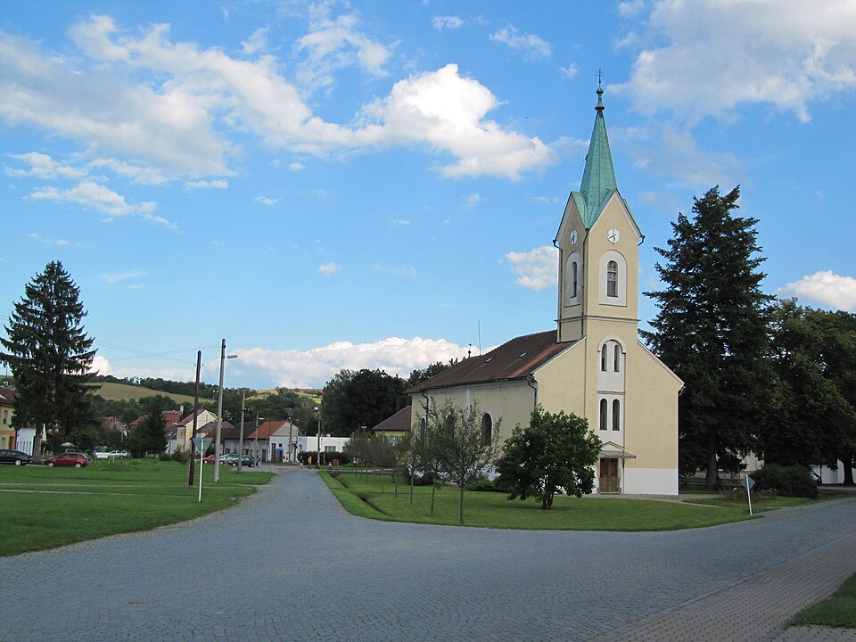 Březolupy