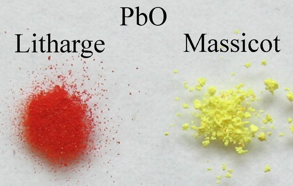 lead(II) oxide