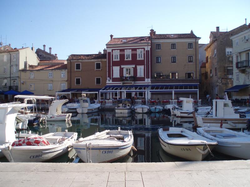 Cres